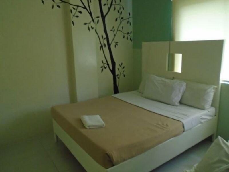 Empire Suites Hotel Puerto Princesa Extérieur photo