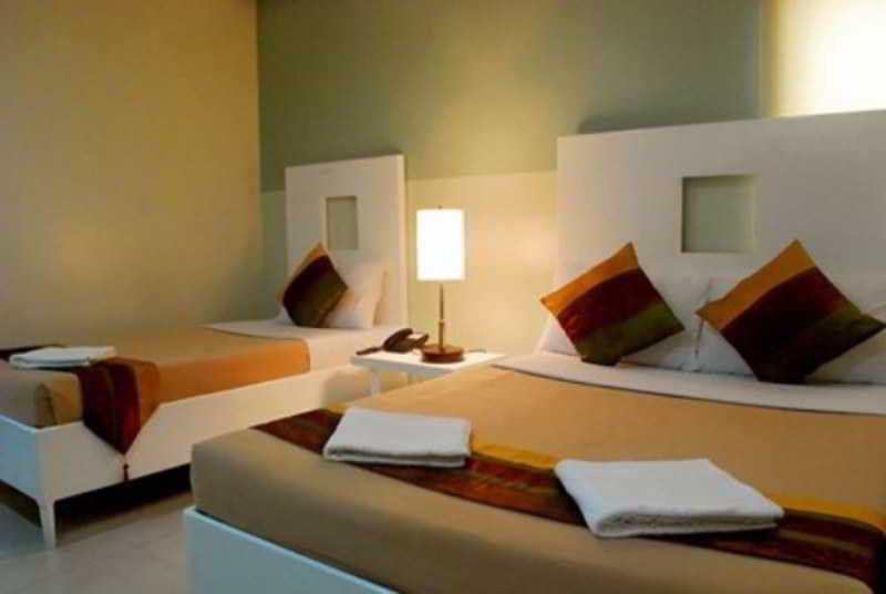 Empire Suites Hotel Puerto Princesa Extérieur photo